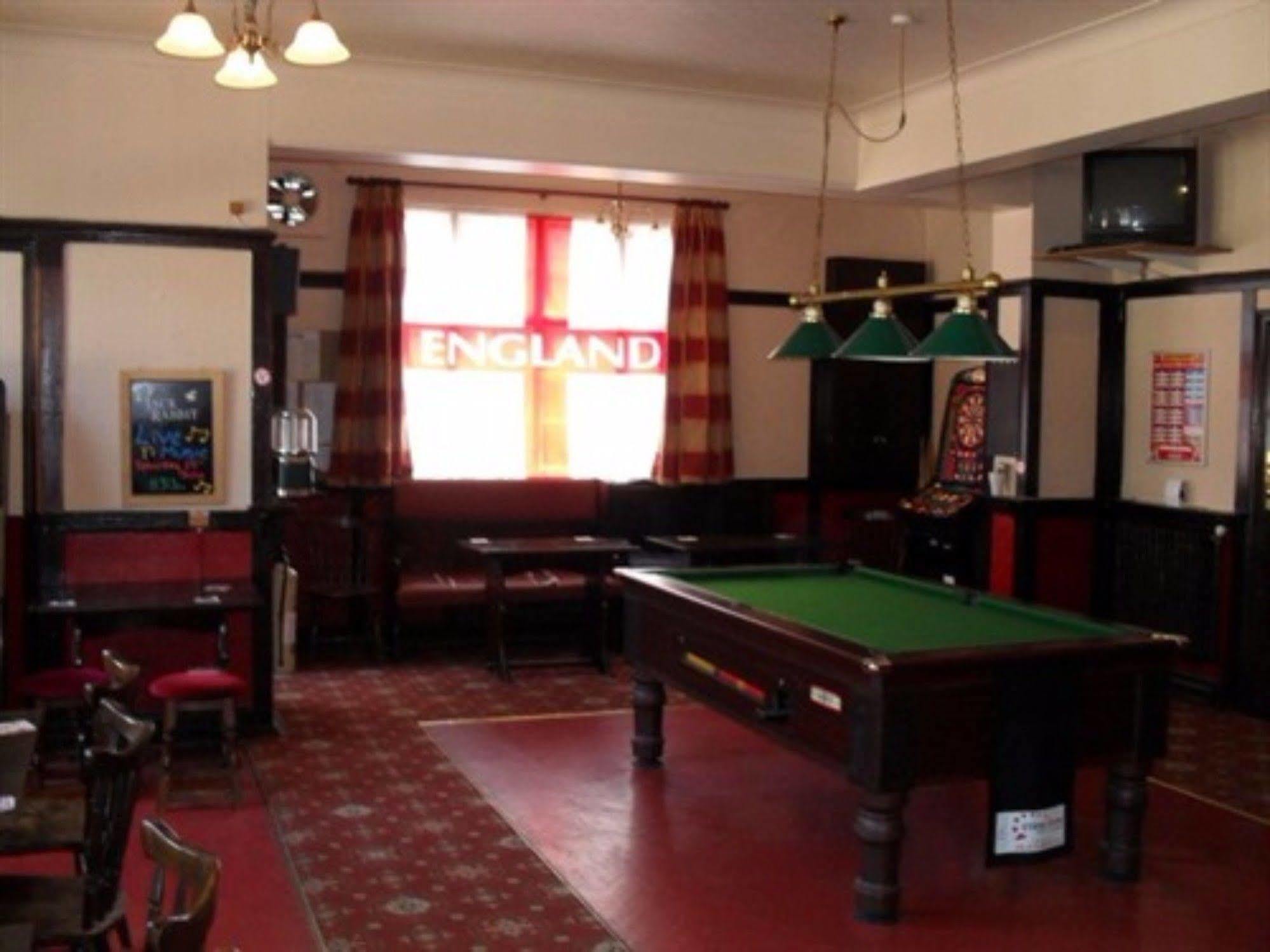 Hotel The Compasses Chelmsford Esterno foto